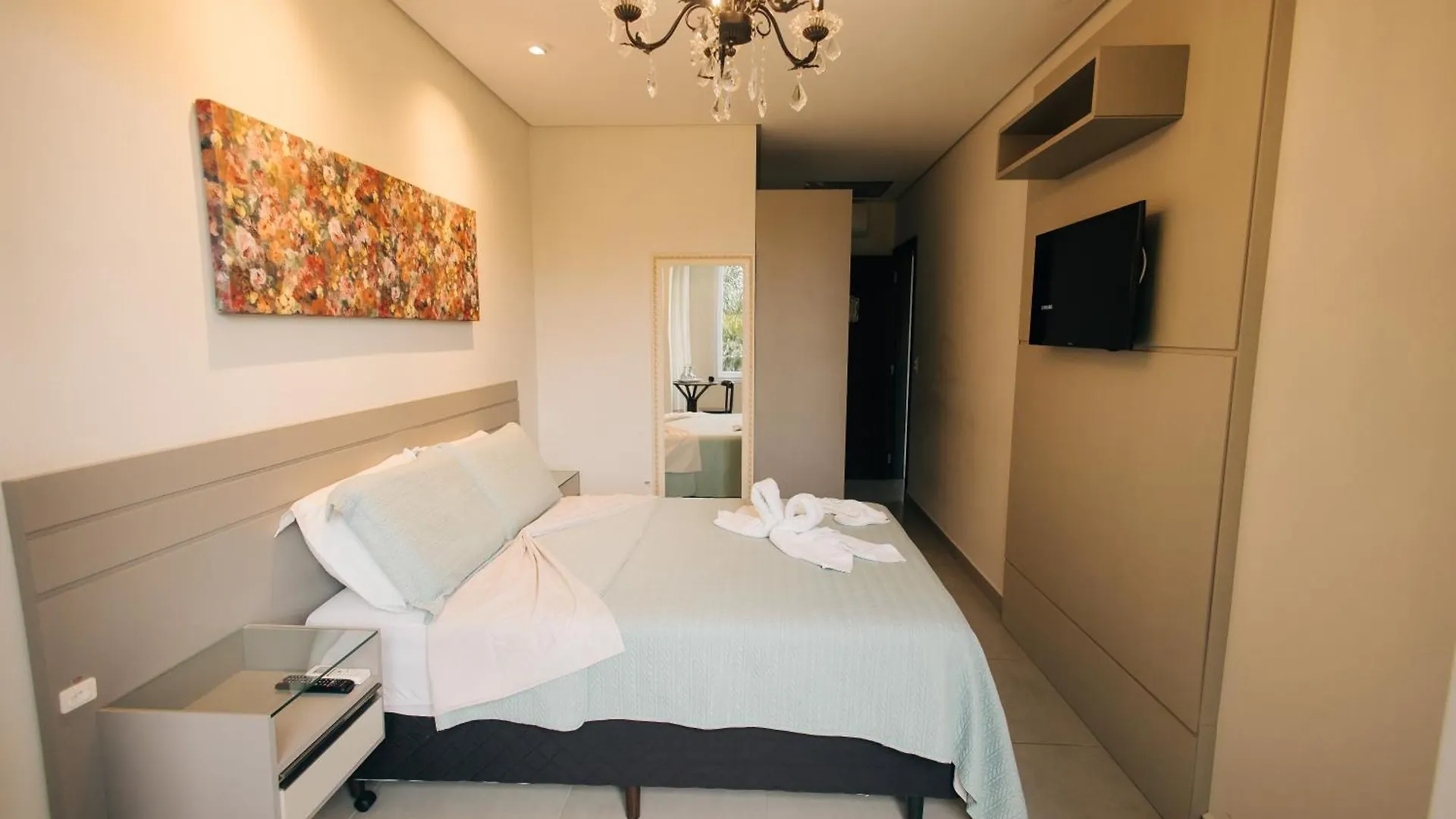 Apartamento Jardim do Rio Suítes Florianópolis