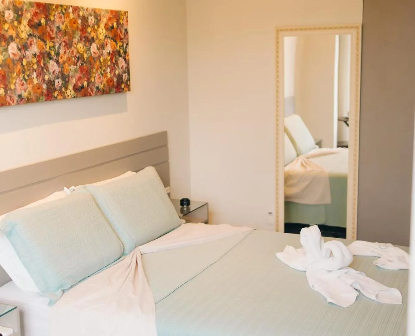 Apartamento Jardim do Rio Suítes Florianópolis